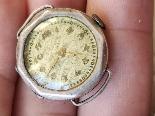 Antique ladies silver wire lug - silver,