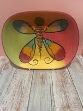 BEAUTIFUL & VIBRANT DRAGONFLY