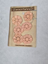 6 Pink plastic vintage flower