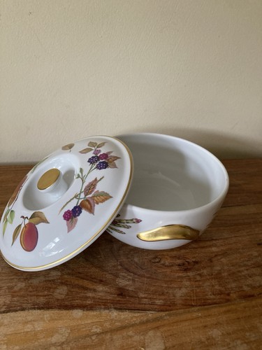 Evesham royal worcester china - worcester,