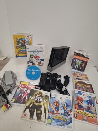 Black nintendo wii bundle - nintendo,