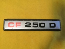 VINTAGE EMBLEM CAR METAL CF