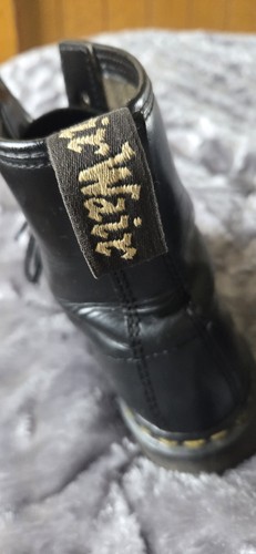 Martens black leather - dr,