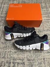 Size 5 - Nike Free Metcon 5