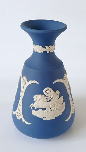 Wedgwood jasper royal blue bud - royal,