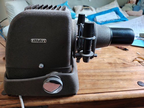 Aldis vintage slide projector - aldis,