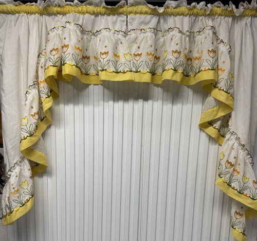 Vintage ruffled yellow - vintage,