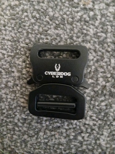 Cyber dog ldn belt buckle - cyber,