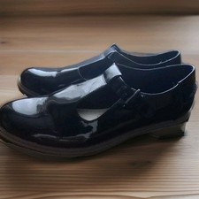 A pair of WORN ONCE ladies