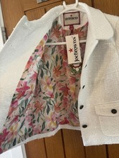 Boucle Short Sleeve Floral