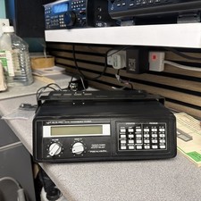 Realistic Pro 2021 200 Channel Scanner Boxed Vintage. ref 1159