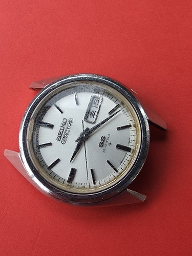 Vintage seiko 6106 - vintage,
