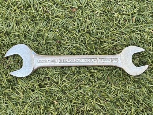 Vintage bedford vanadium - vintage,