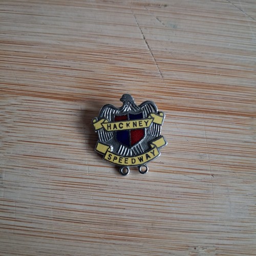 Hackney speedway badge - speedway,