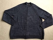 MEN’S SIZE LARGE REGULAR FIT