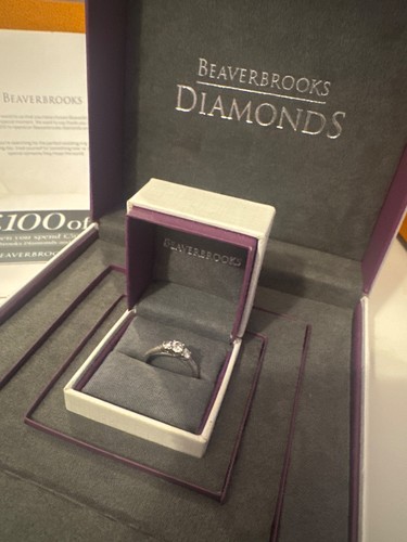 Engagement ring size 18ct - ring, k