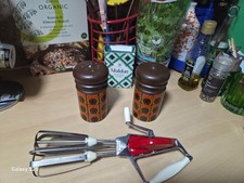 Vtg Prestige  Hand Whisk