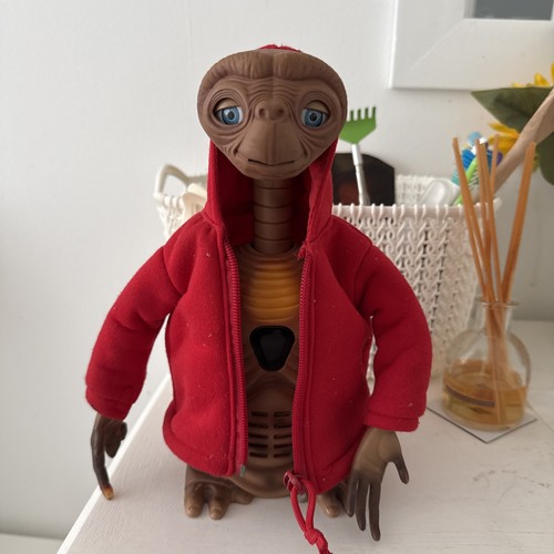 Interactive toy hasbro - e.t, /