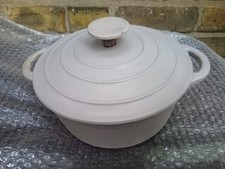 Classic Cast Iron Vintage Enameled French Pot L'Epicur Dutch Oven Casserole