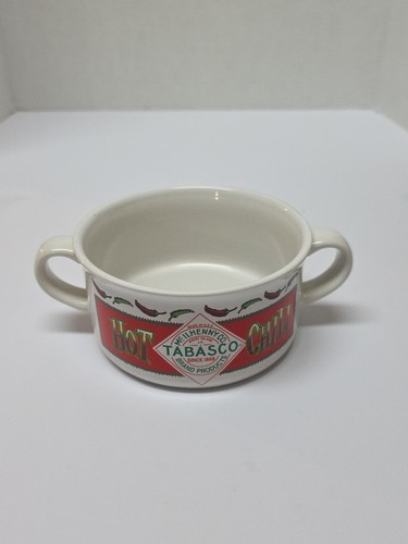 Tabasco hot sauce chili - hot,