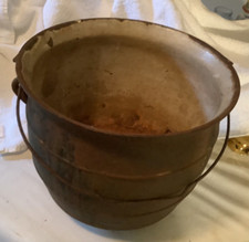 Antique #3 Cast Iron Gypsy Bean Pot Witches Cauldron 3 Leg