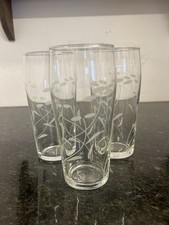 Set of 3 Vintage Etched Half Pint Glasses – Leaf Pattern Drinkware 1980s