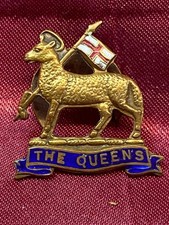 WW1/2 The Queens Royal West Surrey Regiment Sweetheart/veteran lapel badge 