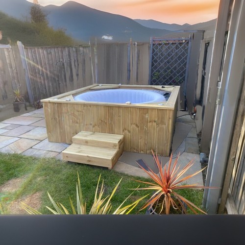 Custom made wooden hot - custom, tub