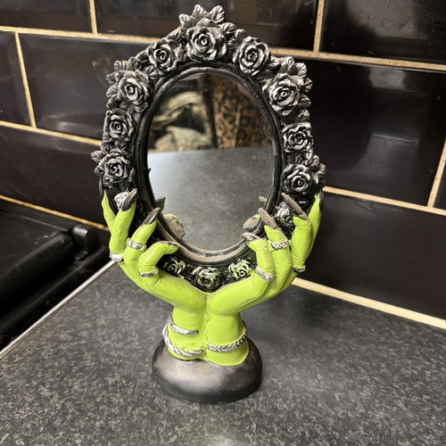 Maxx halloween green witch - tk,