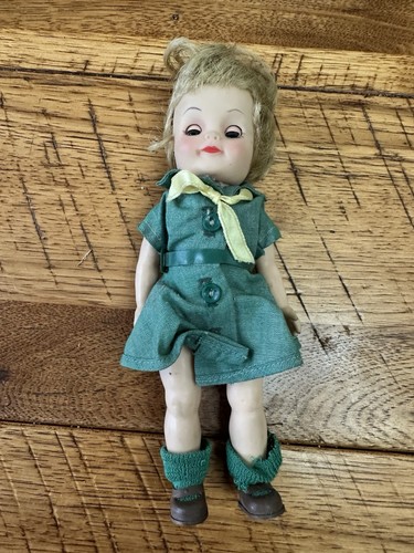Girl scout effenbee doll - girl,