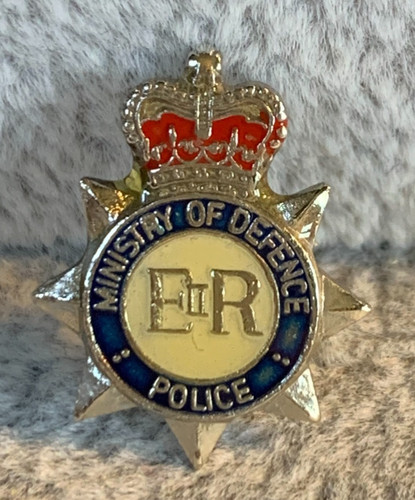 Eiir ministry defence - of,