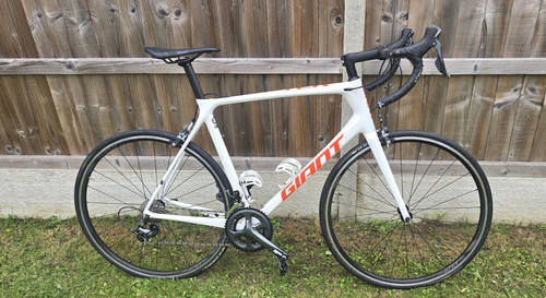Giant tcr road bike - 700c, xl