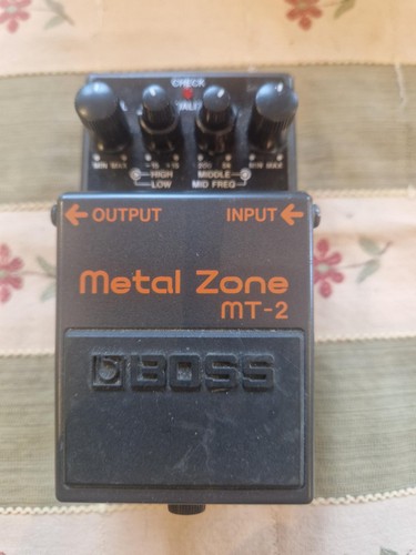 Boss metal zone - mt-2,