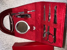 BNIB Avon Handbag Design Manicure Set