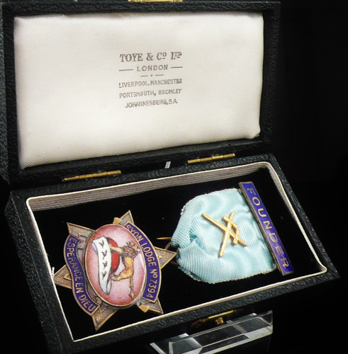 Sterling silver enamel - silver, masonic
