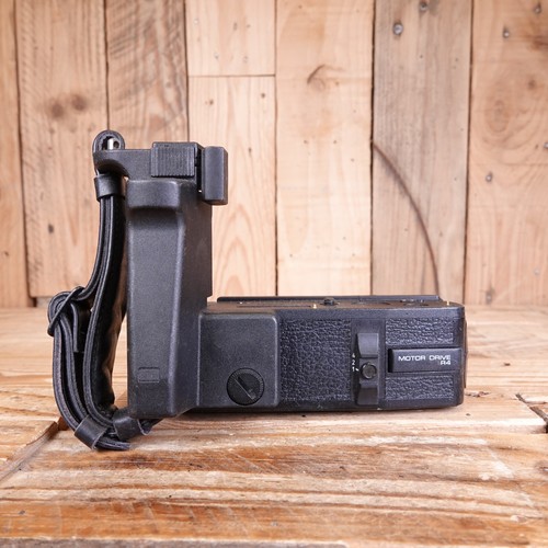 Leica 14317 handgrip for r4 - leica, r7