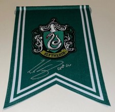 SIGNED TOM FELTON HARRY POTTER SLYTHERIN PENNANT RARE AUTHENTIC DRACO MALFOY