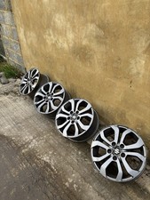 Used 2016 Suzuki Vitara 16”alloy wheels.