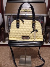 Floozie Hand Bag/Shoulder Bag with Heart design 