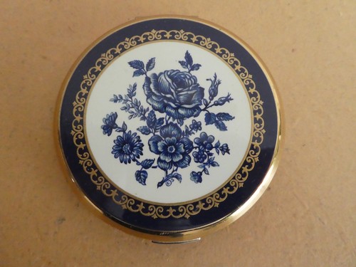Vintage stratton powder - vintage,