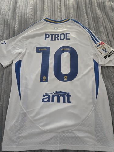 Leeds united shirt piroe match - united,