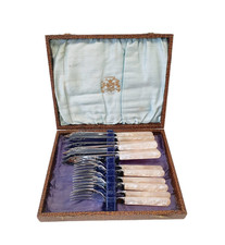 Vintage Humphreys Sheffield Chromium Plate Pearl Effect Cutlery Set in box (11)