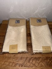 Barcelona Damask Fabric