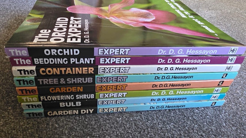 Hessayon the expert - d.,