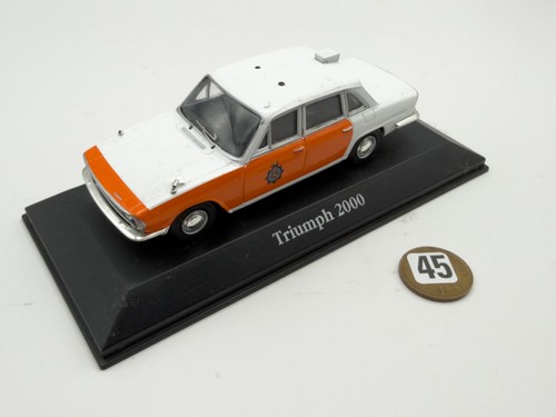 Triumph 2000 model police - model,