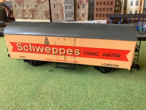 Lima north schweppes tonic - lima,
