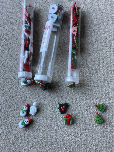 Job lot christmas buttons - of,
