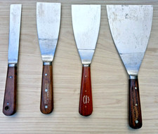 A Lovely Selection Of Hardwood Handled Vintage Top Quality Paint Scrapers