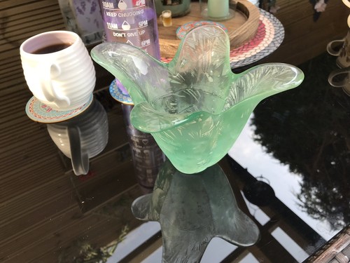 Beautiful green glass petal - 4,