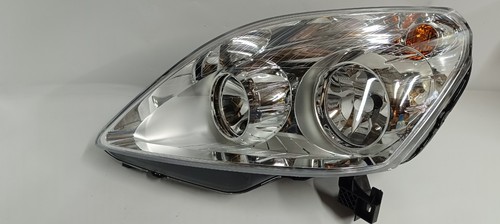 Vauxhall zafira headlight mk2 - vauxhall,